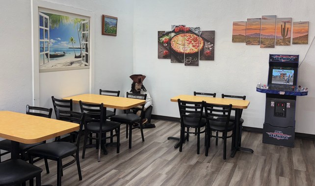 Turnkey pizza shop dining room