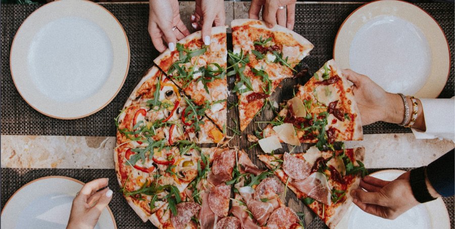 Pizzeria food photo